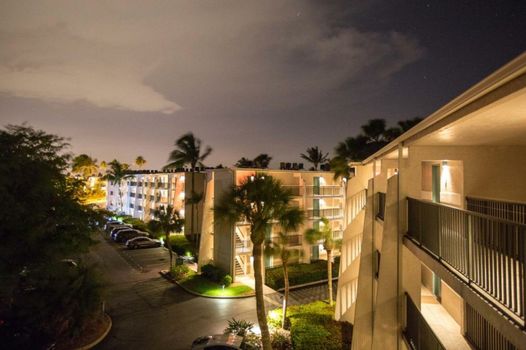 Sundial Beach Resort & Spa