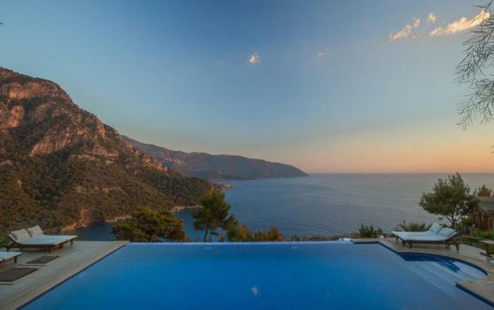 Kabak Avalon Bungalows