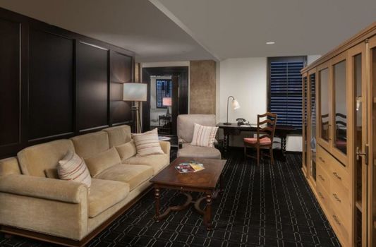 Hotel Valencia Riverwalk