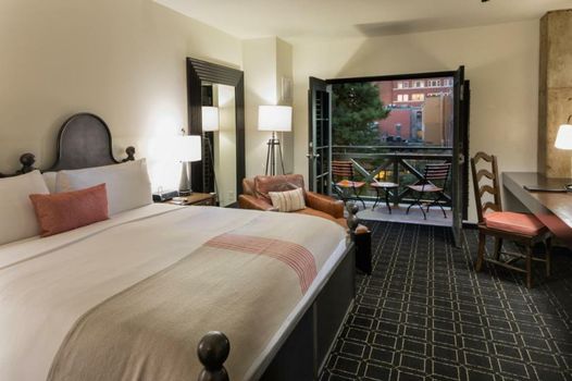 Hotel Valencia Riverwalk