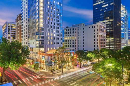 Aloft Austin Downtown