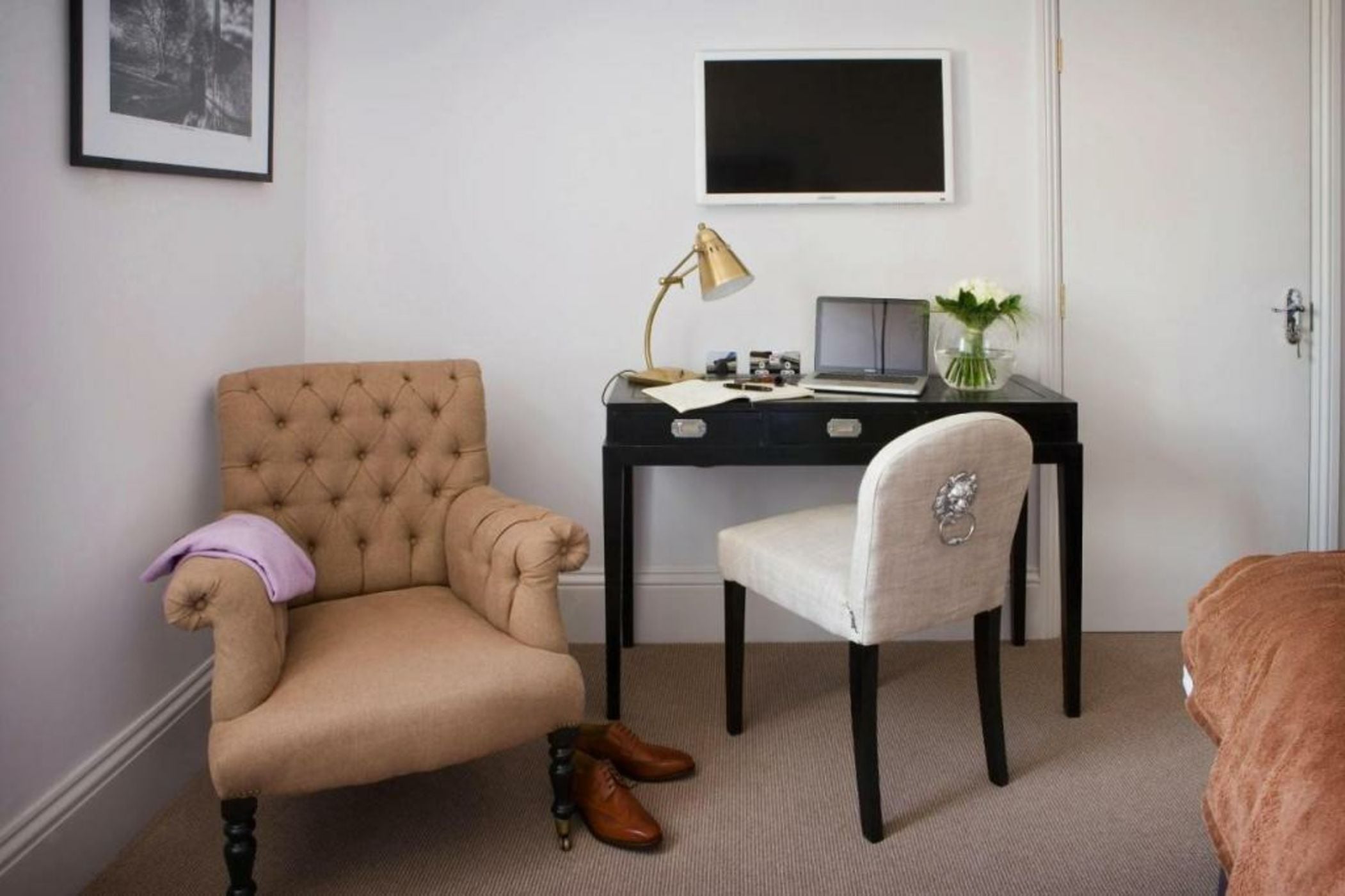 Rooms by Bistrot Pierre at The Crescent Inn