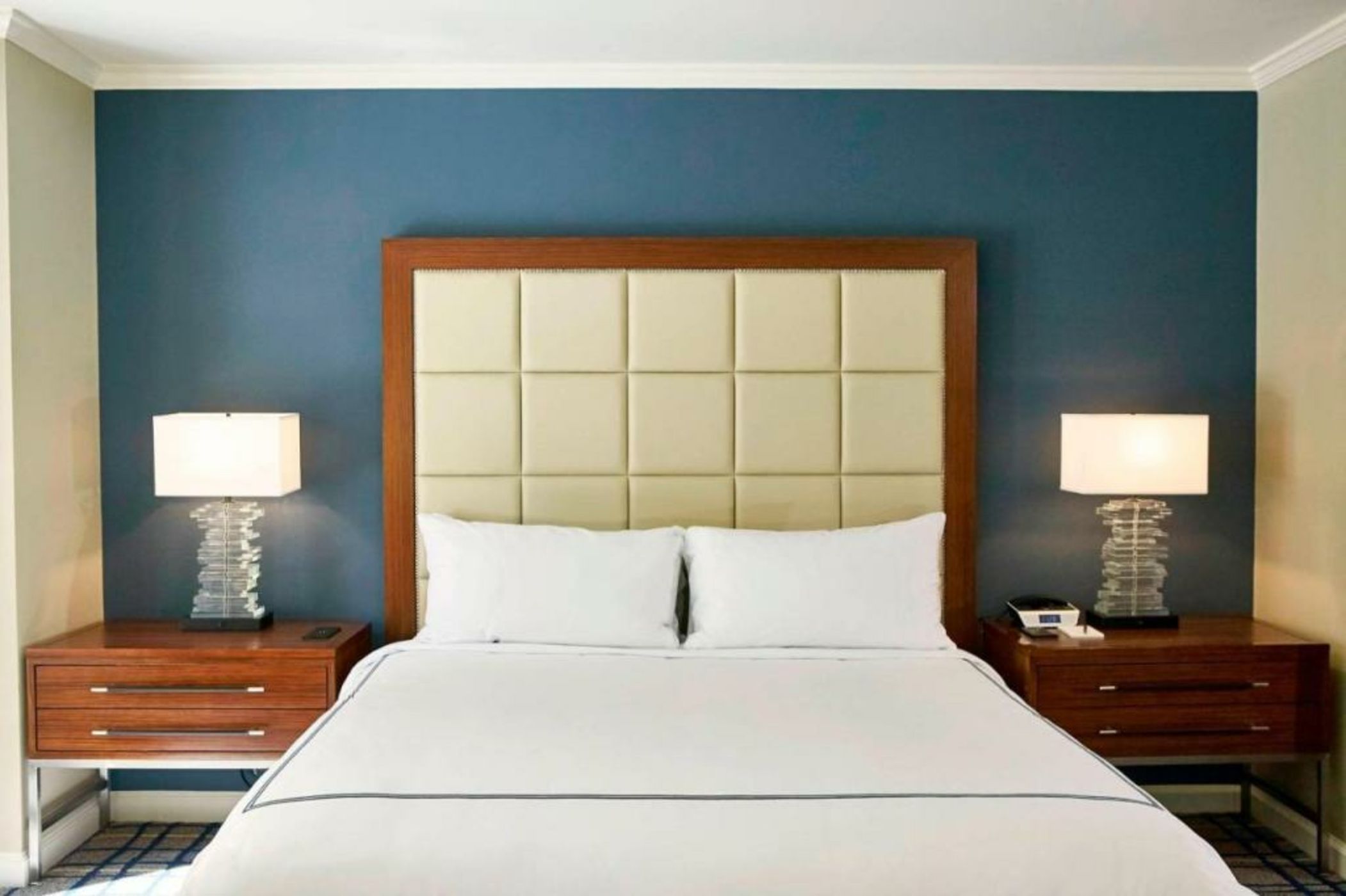 The Adolphus, Autograph Collection