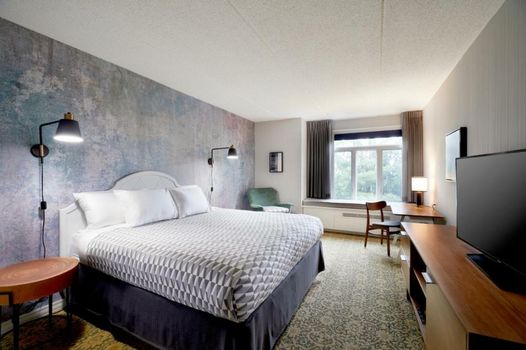 Tarrytown House Estate