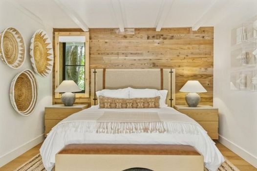 Sedona Views B&B and Luxury Creekside Cabins