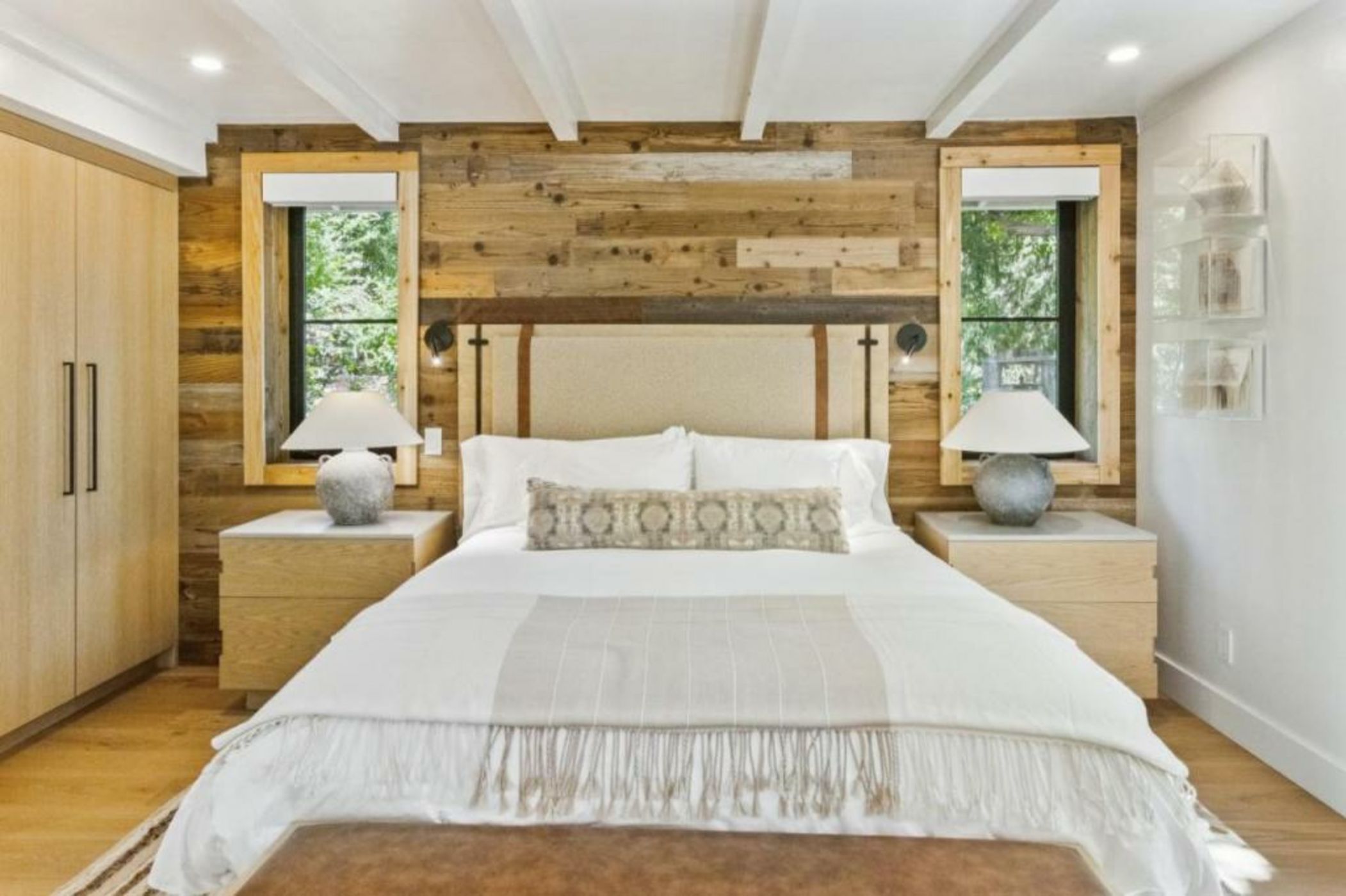 Sedona Views B&B and Luxury Creekside Cabins