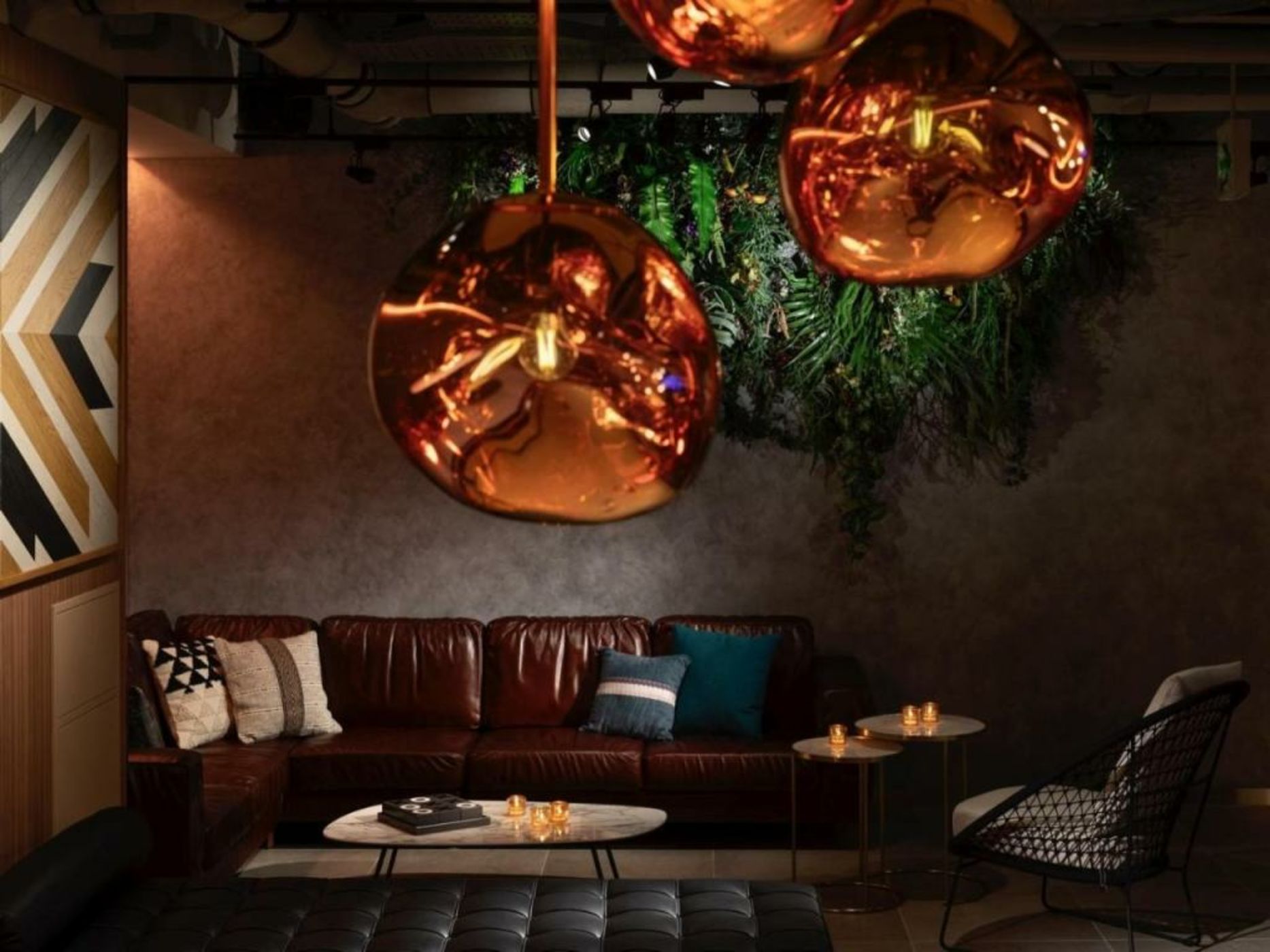 The Lively Osaka Honmachi