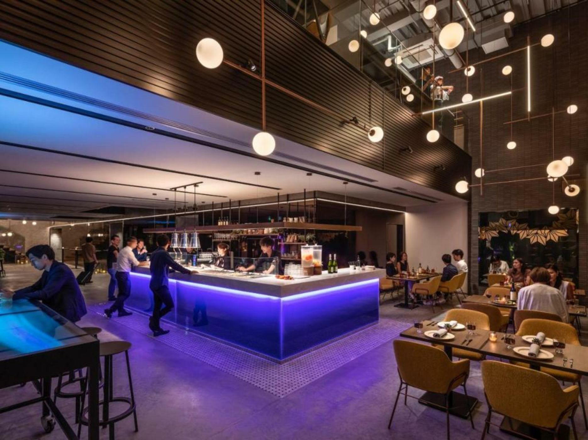 The Lively Osaka Honmachi