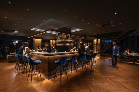 The Lively Osaka Honmachi