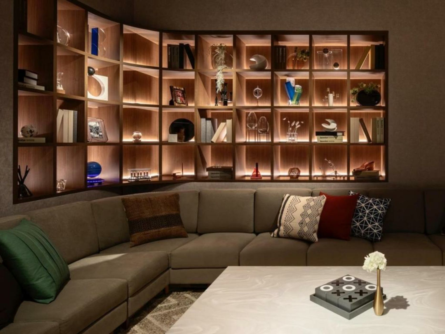 The Lively Osaka Honmachi