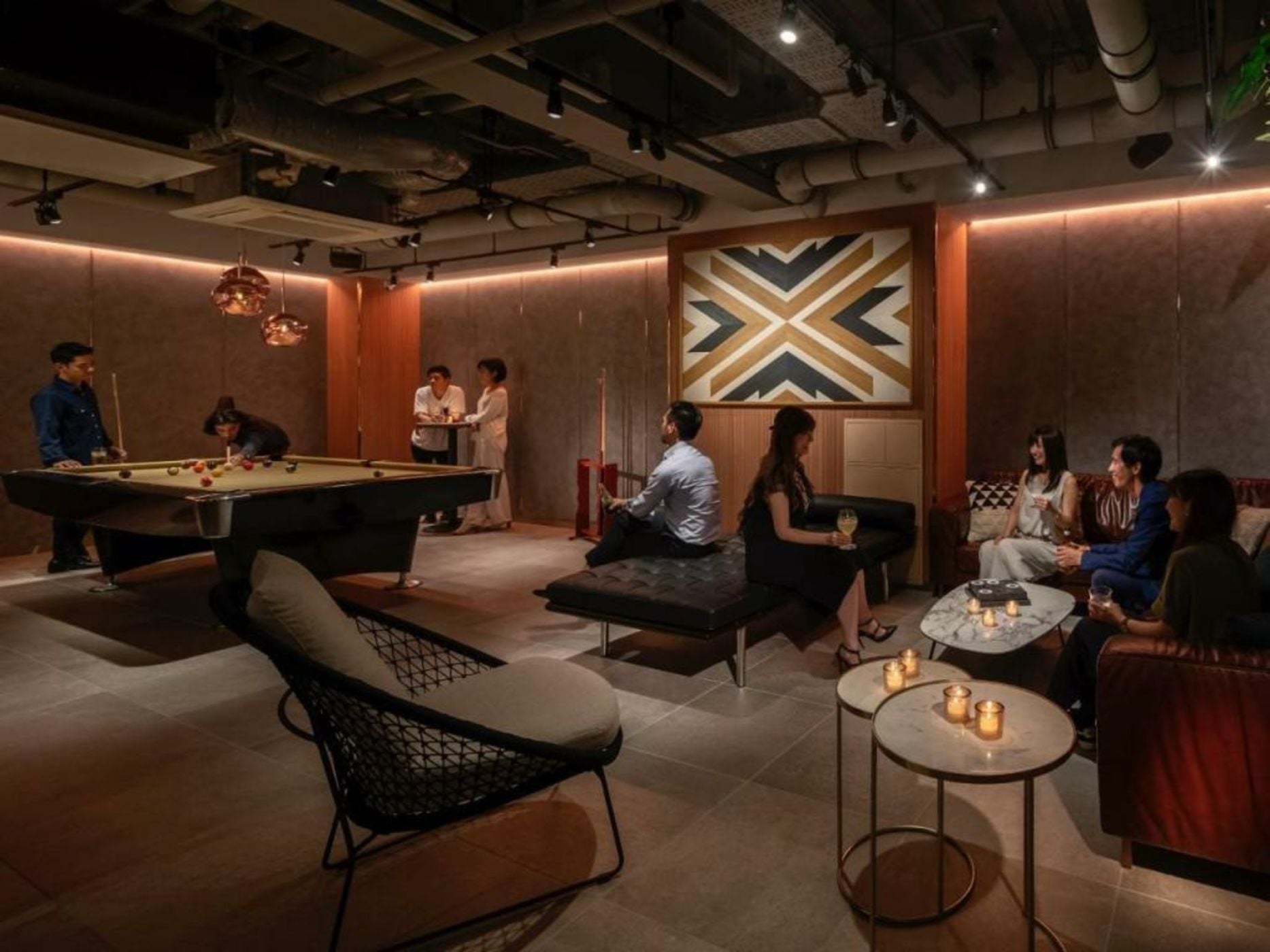 The Lively Osaka Honmachi