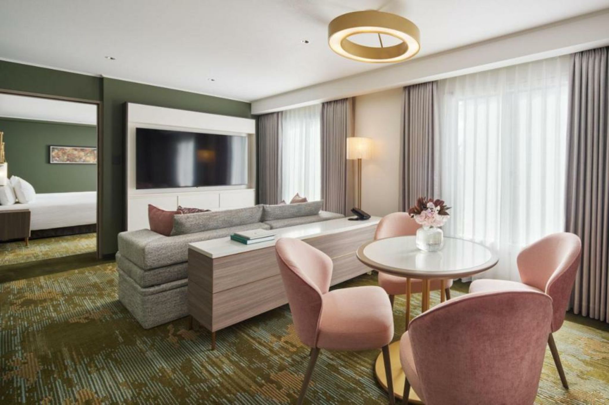 RIHGA Royal Hotel Osaka, Vignette Collection by IHG
