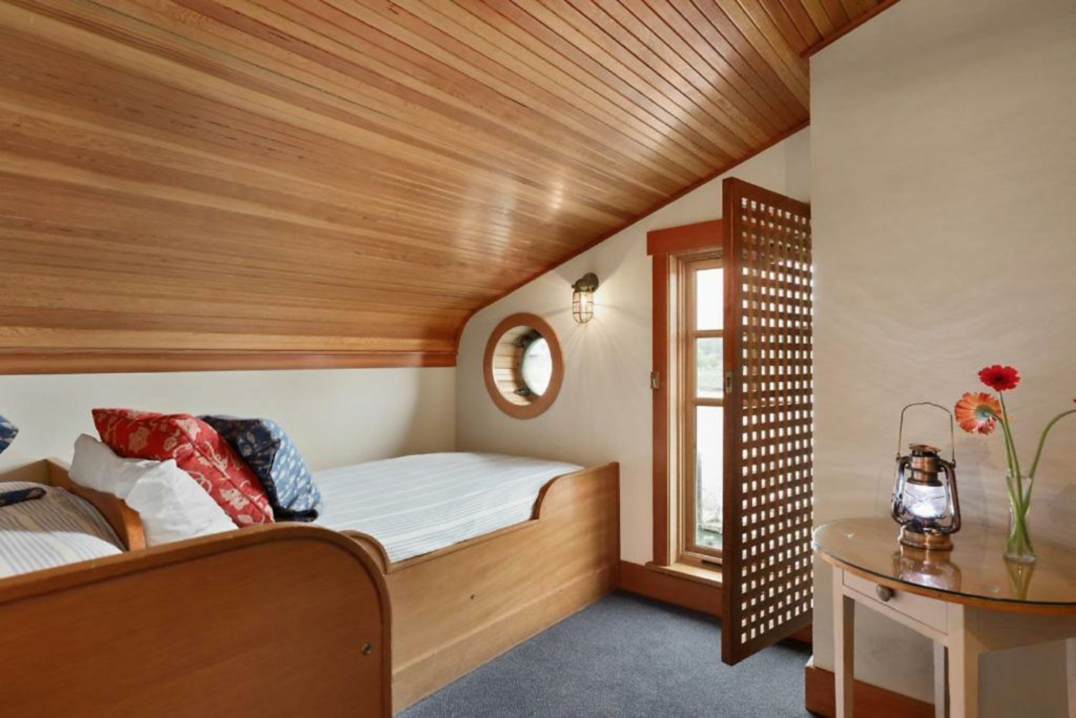 La Conner Channel Lodge