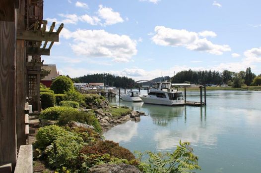 La Conner Channel Lodge