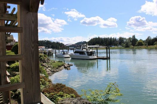 La Conner Channel Lodge