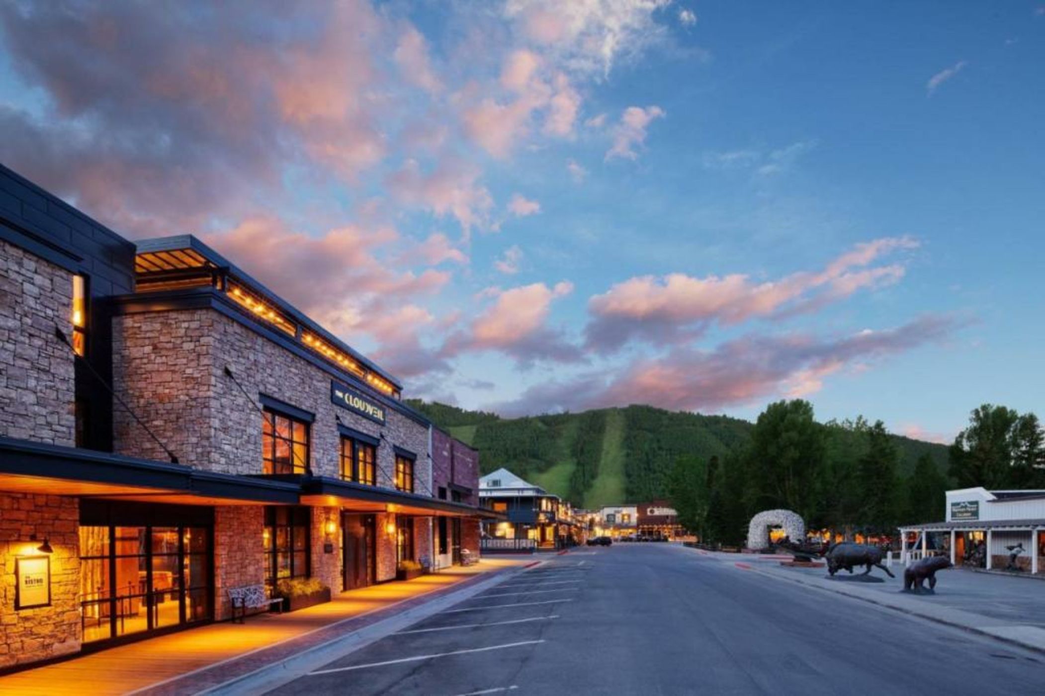 The Cloudveil, Autograph Collection