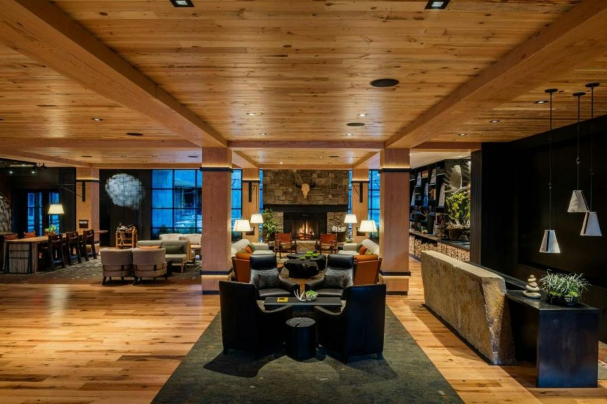 The Cloudveil, Autograph Collection