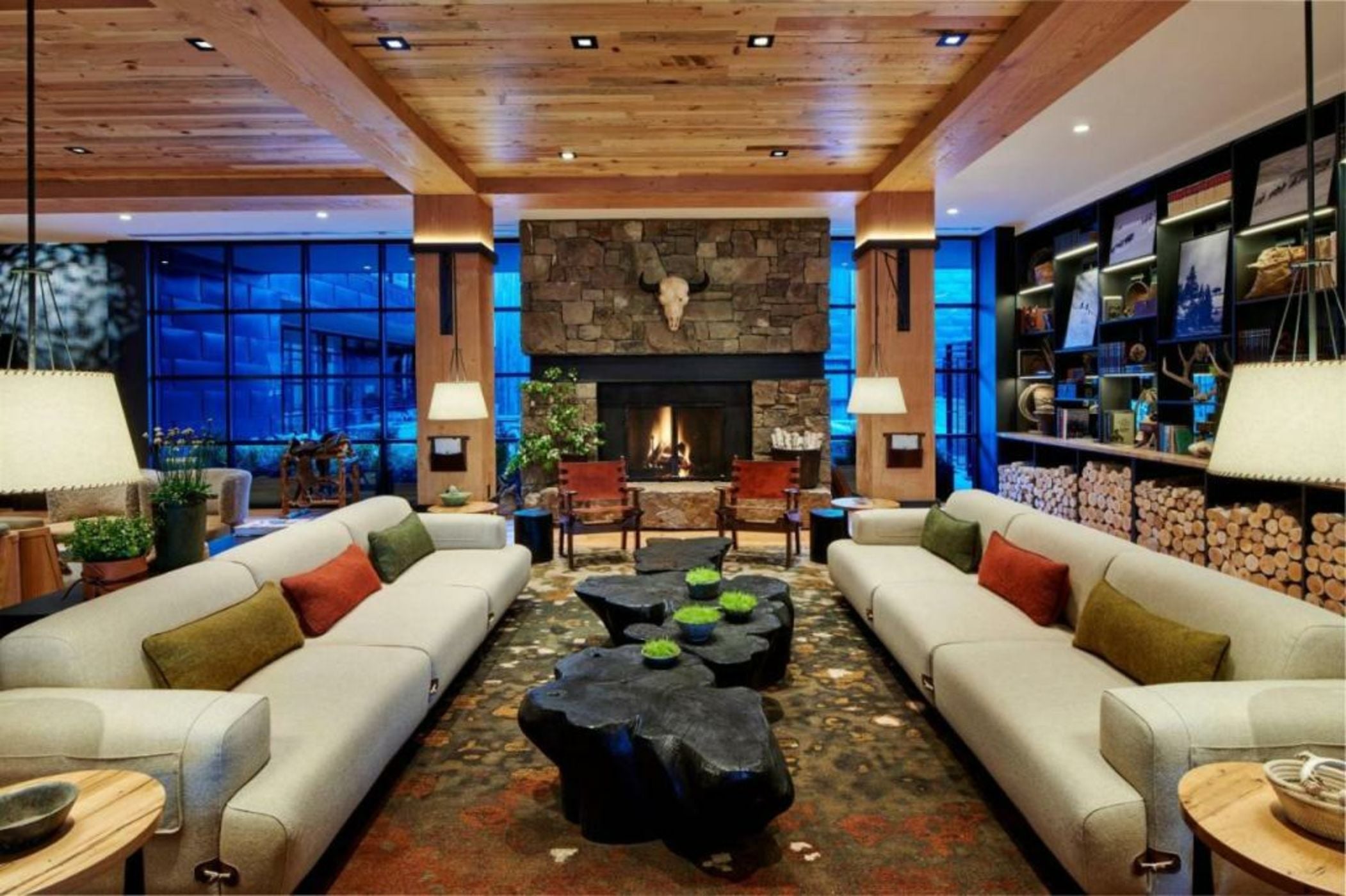 The Cloudveil, Autograph Collection