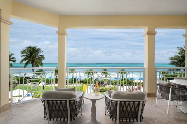 Windsong on the Reef