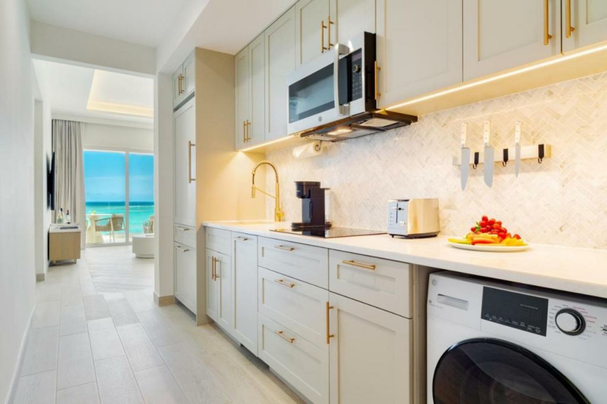 Windsong on the Reef