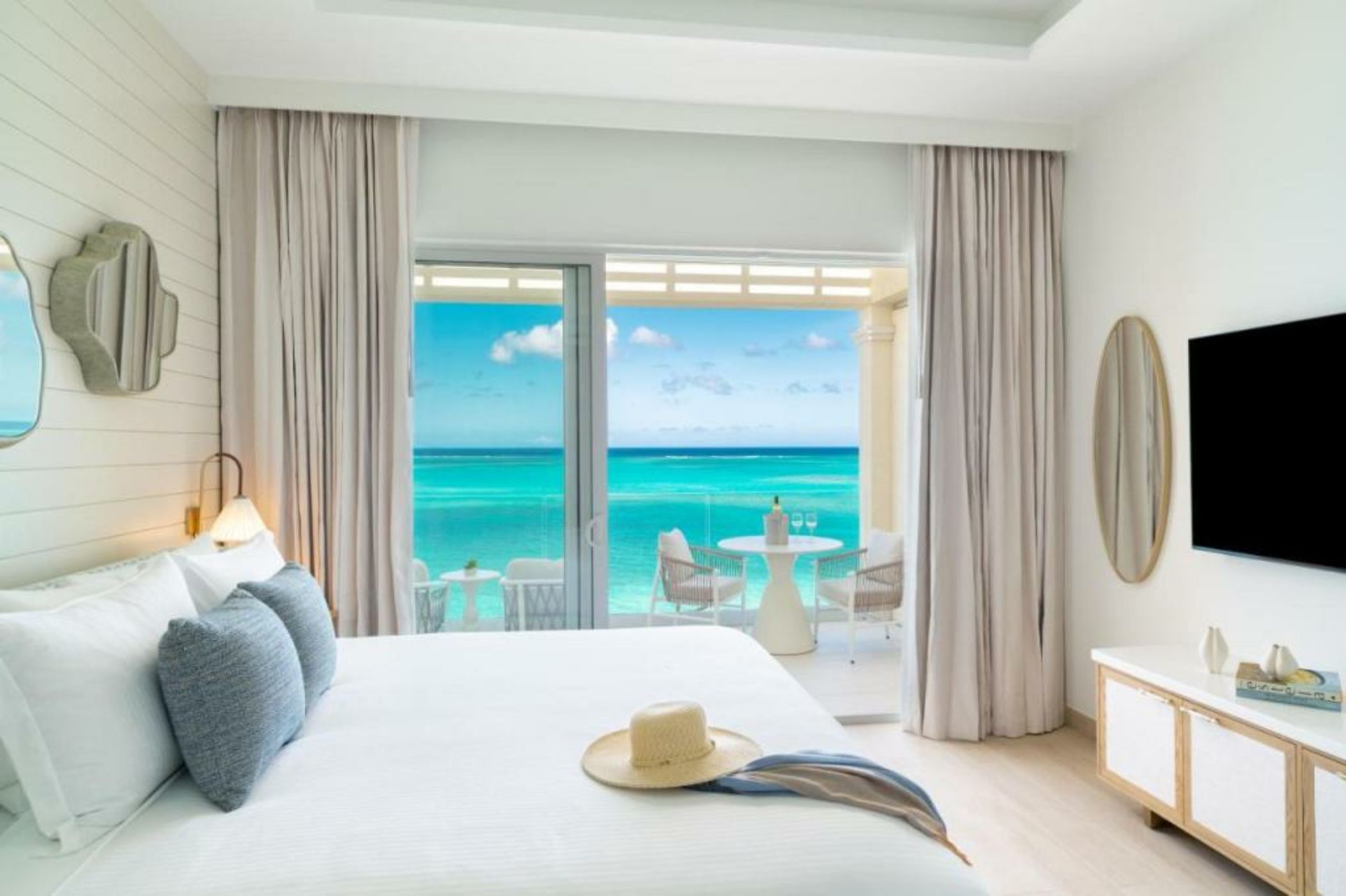 Windsong on the Reef