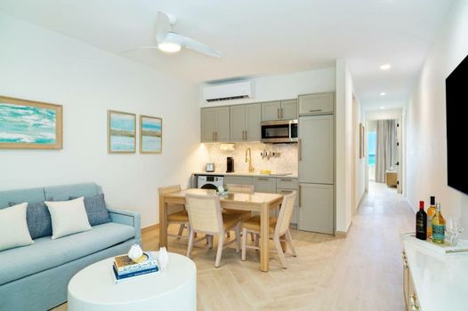 Windsong on the Reef