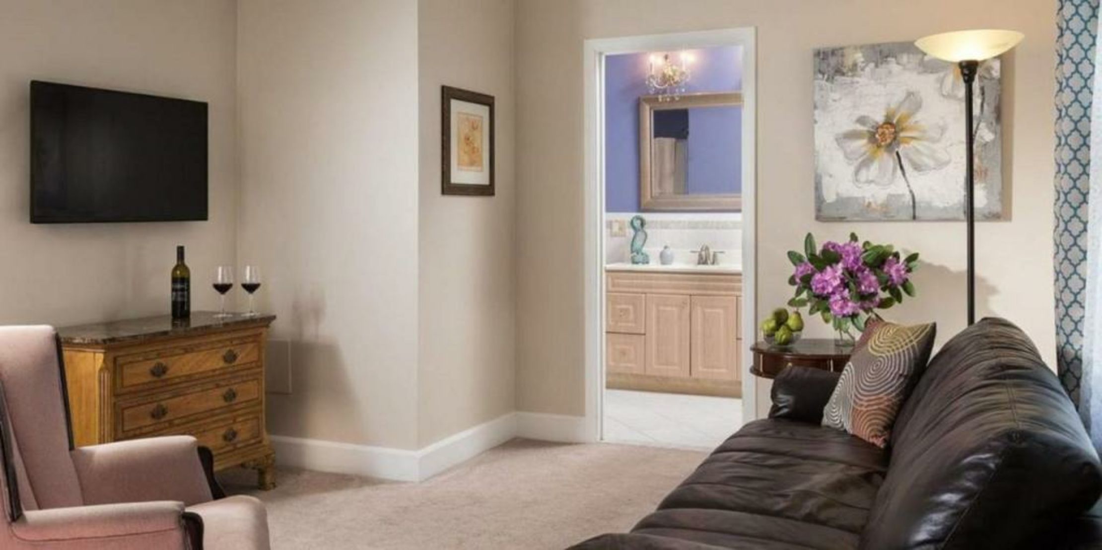 Beech Tree Inn and Cottage