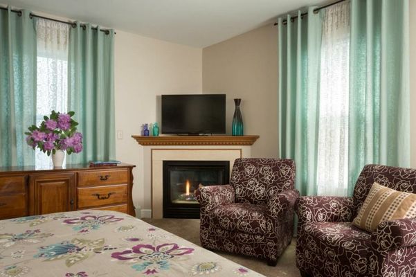 Beech Tree Inn and Cottage