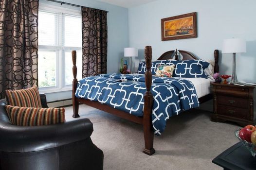 Beech Tree Inn and Cottage