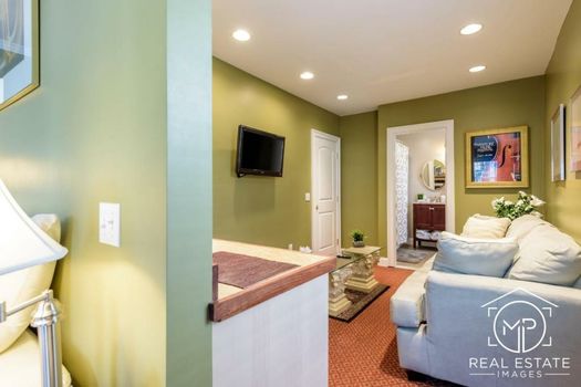 Bouchard Restaurant & Inn