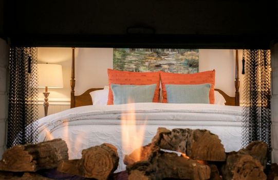 1801 First Luxury Inn