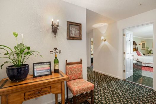 Candlelight Inn Napa Valley