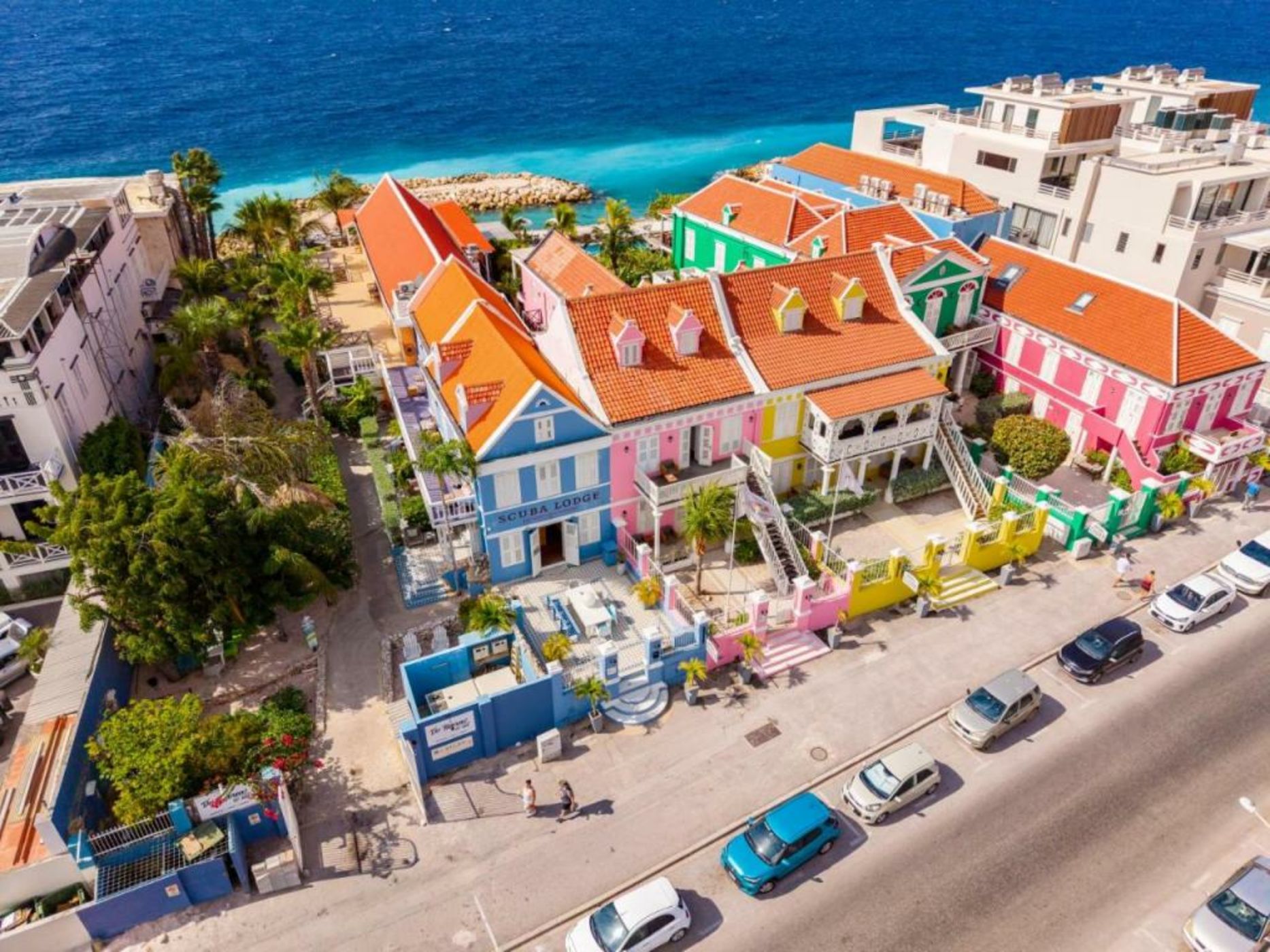 Scuba Lodge & Suites