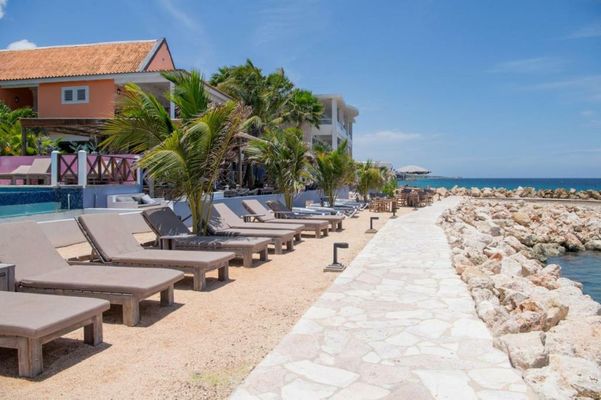 Scuba Lodge & Suites