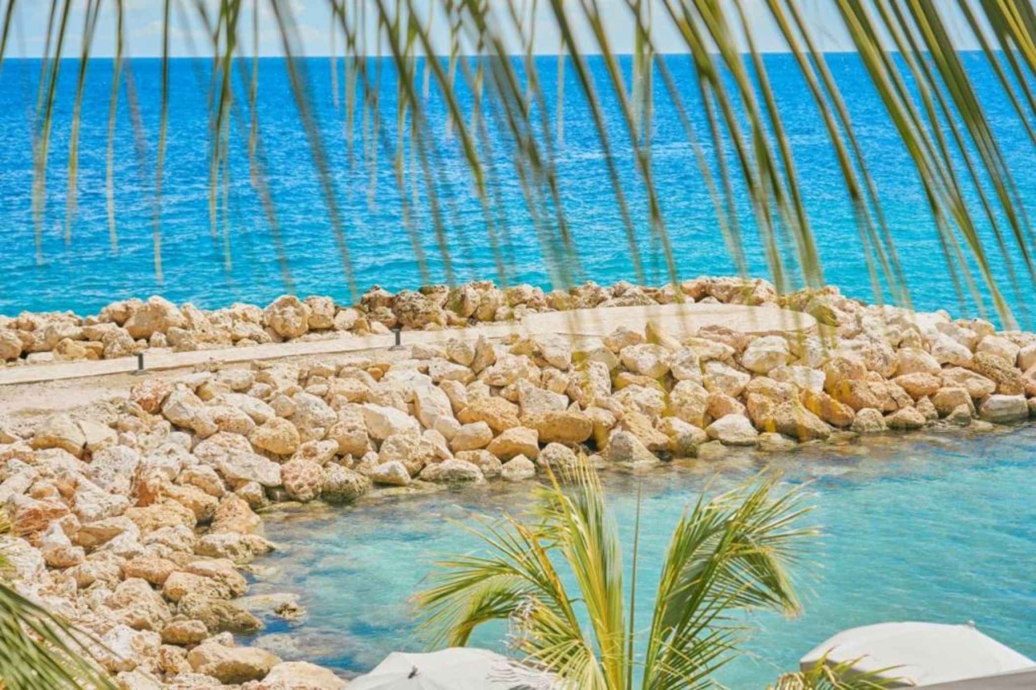 Scuba Lodge & Suites