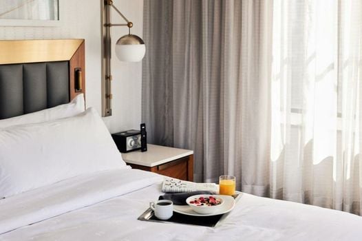 Rand Tower Hotel, Minneapolis, a Tribute Portfolio Hotel