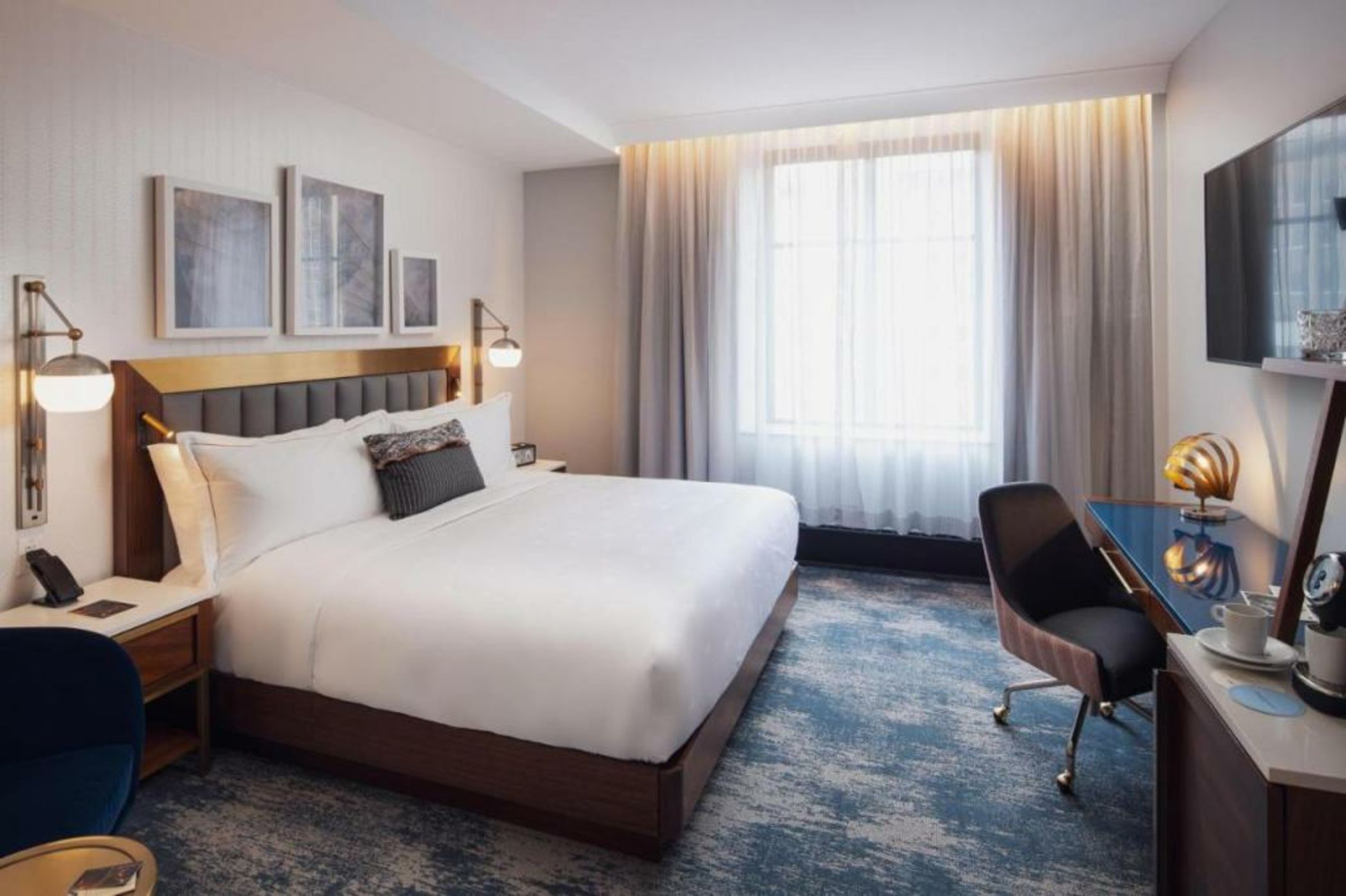 Rand Tower Hotel, Minneapolis, a Tribute Portfolio Hotel