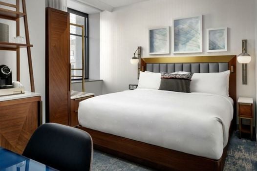 Rand Tower Hotel, Minneapolis, a Tribute Portfolio Hotel