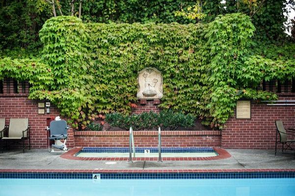 The Stanford Park Hotel