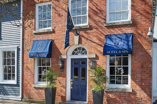 124 on Queen Hotel & Spa