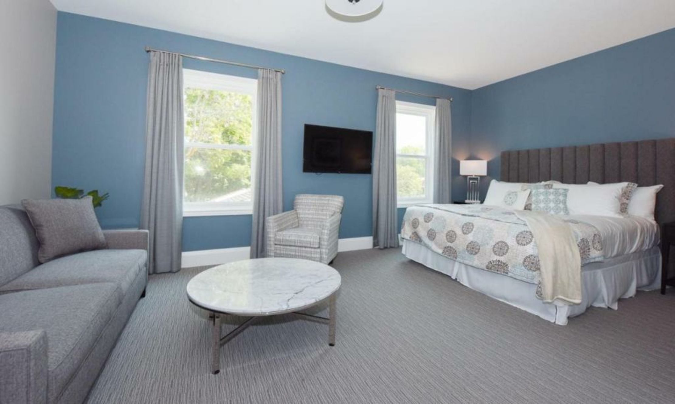 124 on Queen Hotel & Spa