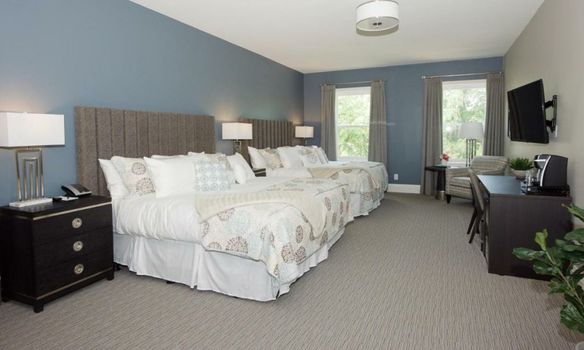 124 on Queen Hotel & Spa