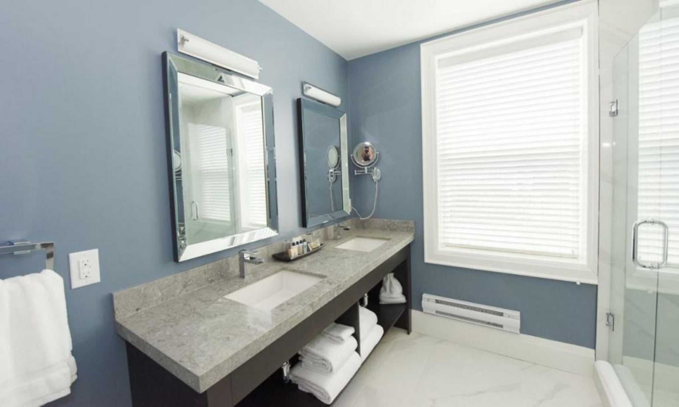 124 on Queen Hotel & Spa