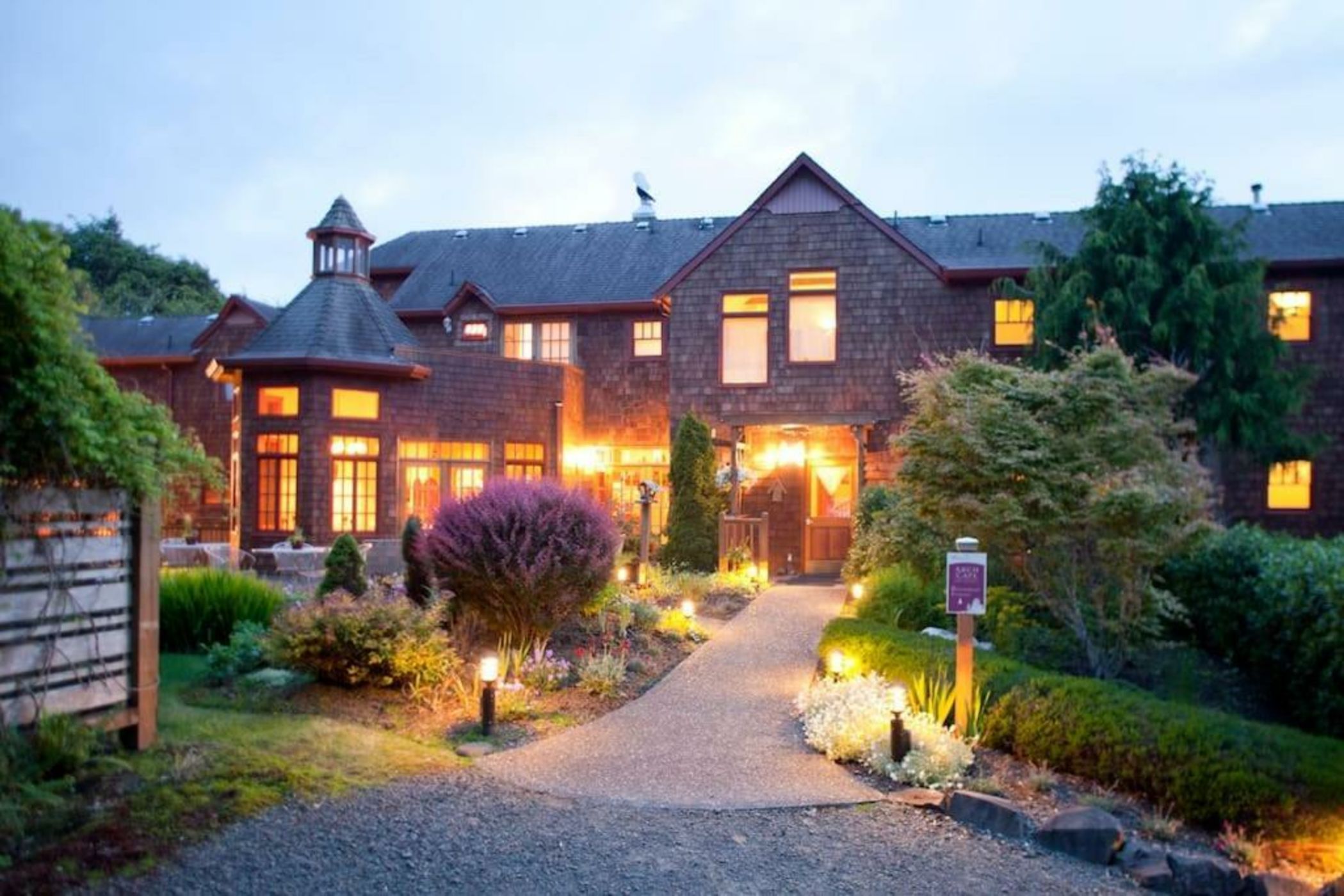 Arch Cape Inn and Retreat