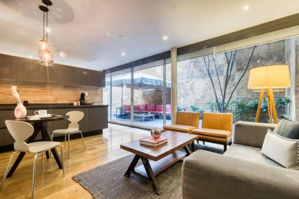 AR 218 Hotel by ULIV