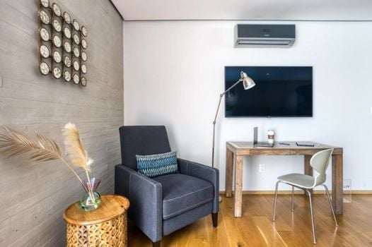 AR 218 Hotel by ULIV