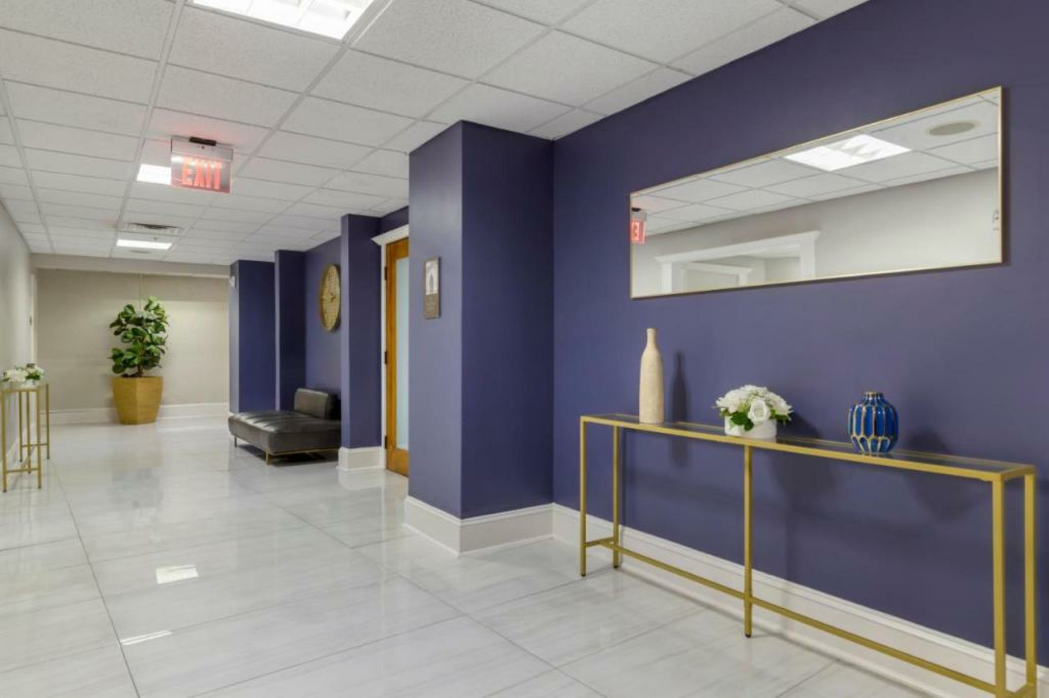 Hotel Gibbs Downtown Riverwalk