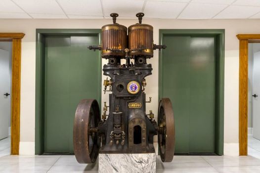 Hotel Gibbs Downtown Riverwalk