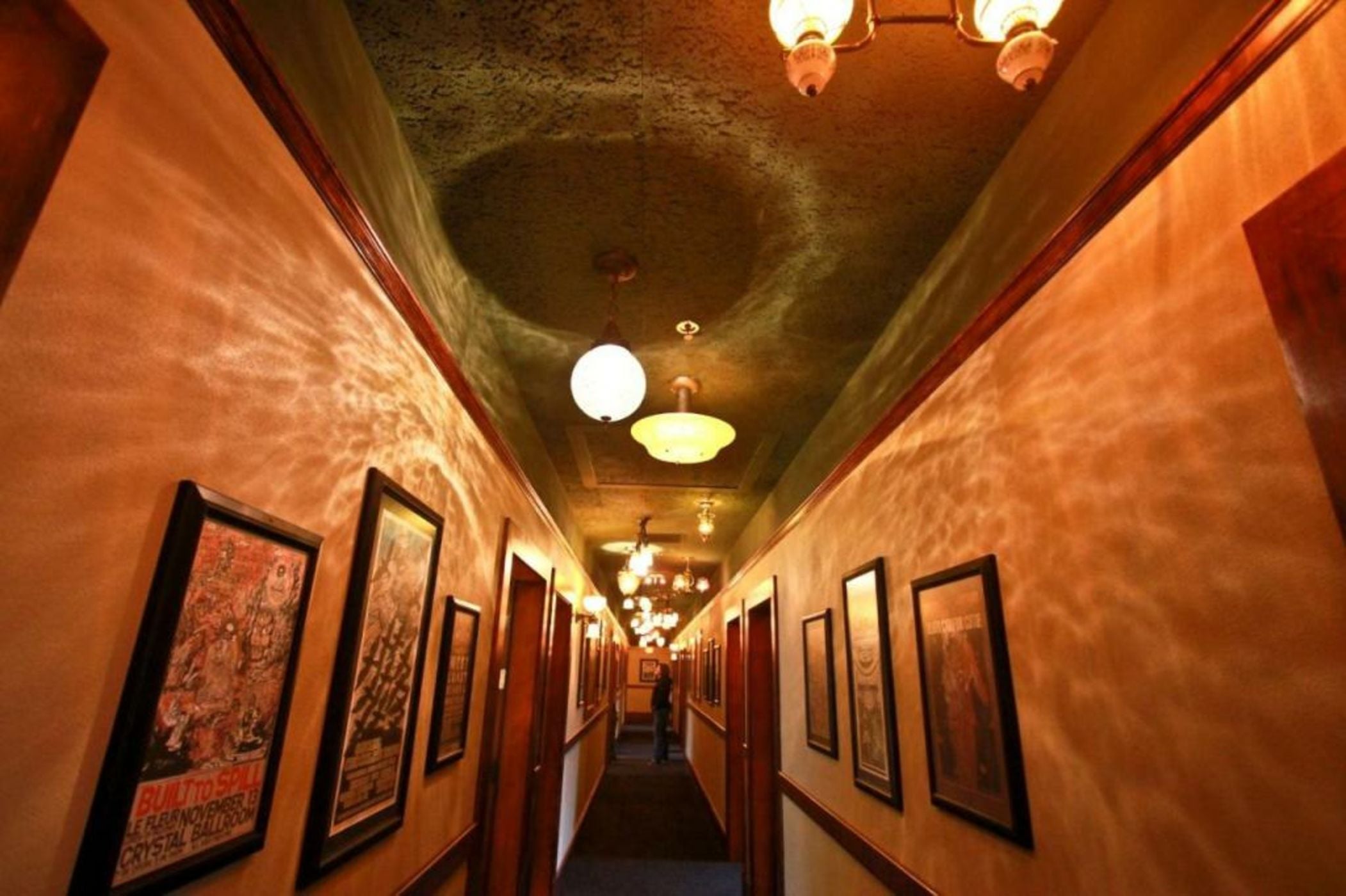 McMenamins Kennedy School