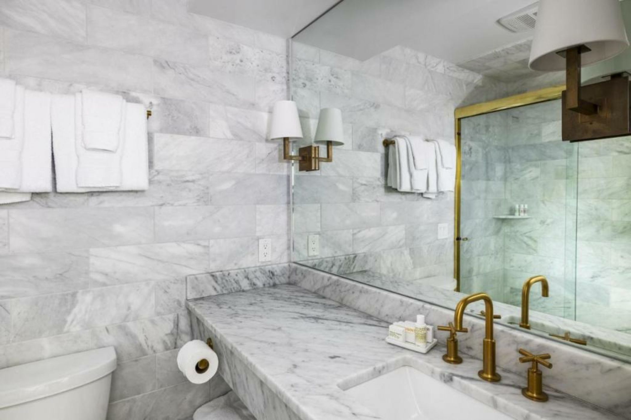 Yachtsman Lodge & Marina